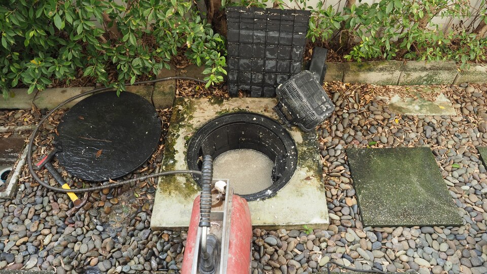 Septic tank